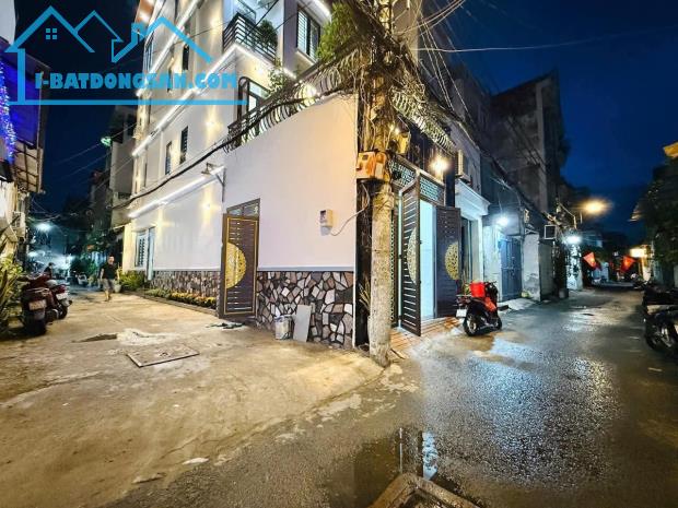 CĂN GÓC 2MT 64m2 XÂY MỚI 100% - 5 PN FULL NỘI THẤT GẦN EMART - 8.18 TỶ