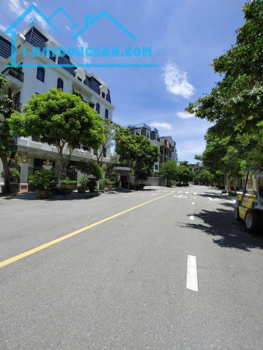 BIỆT THỰ 144M2 KĐT LIDECO – BẮC QUỐC LỘ 32, HƯỚNG TÂY NAM, ĐƯỜNG 12M (0915458886)