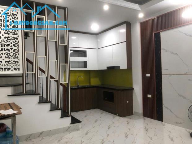 NHÀ ĐẸP,XÂY MỚI VĂN HƯƠNG TÔN ĐỨC THẮNG- 5TẦNG -DT 33M2 -MT 4.2m giá chỉ, 7.5 TỶ