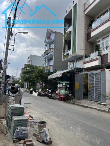 Bán nhà hẻm xe hơi 5m Tô Ngọc Vân, Phường Linh Đông, Thủ Đức. 120m2, 6.6 tỷ.