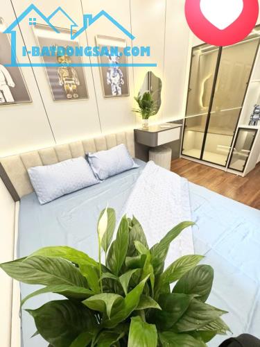 💥Nhỉnh 4 Tỷ, Nhà Đẹp Đống Đa, Gần Phố, Tặng Full Nội Thất, 5 Tầng Đủ Công Năng