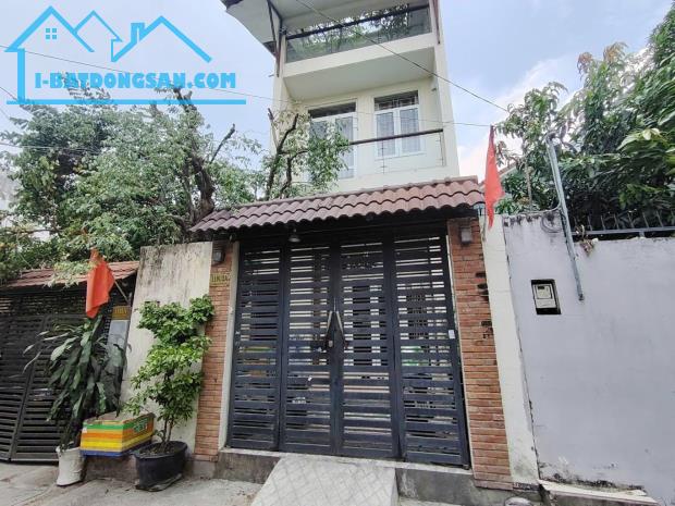 Mặt tiền hẻm xe hơi thông sát đường Lê Văn Lương Phước Kiển, 3 tầng 5x19m chỉ 8.98 tỷ