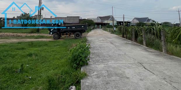 Ngộp Quá Bán Nhanh Đất-Gần Chợ Hàm Mỹ-Xã Tuyên Quang-Lâm Đồng-DT 1Ha.