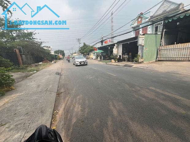 Bán nhà mặt tiền KD Ful thổ Phạm Thị Dây, Thới Tam Thôn, Hóc Môn, 905m2, ngang 11.6m