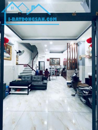 NHÀ ĐẸP 3 TẦNG 4PN LÊ ĐỨC THỌ - NGANG 5M RỘNG THOÁNG - 5 TỶ