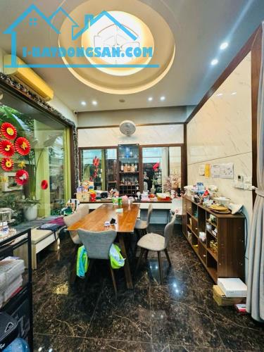 HIẾM- BIỆT THỰ KĐT VĂN QUÁN- KINH DOANH SẦM UẤT -GẦN HỒ – 215M² – GIÁ CHỈ 45.9 TỶ