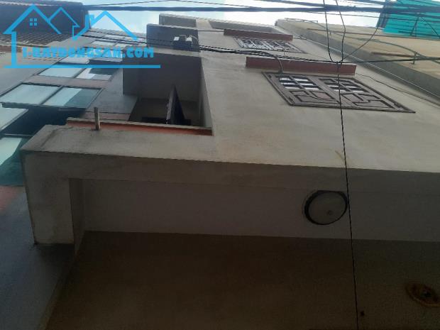 Nhà dân xây Mỹ Đình gần phố 42m 4 tầng MT 8m giá bán 7,6 tỷ