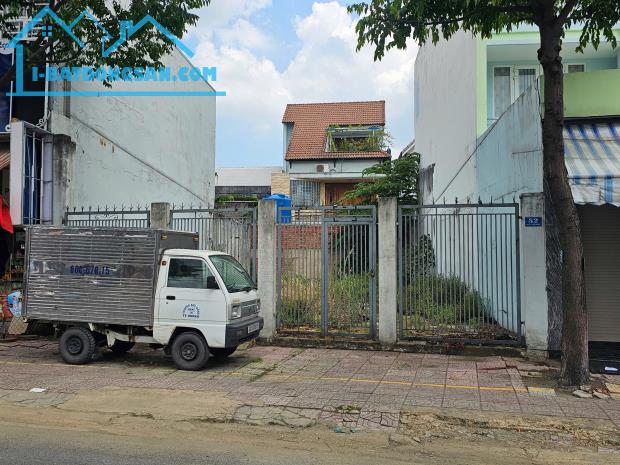 Bán đất mặt tiền Nguyễn Thành Phương, P. Thống Nhất, Biên Hòa: 9 x 18, giá 12 tỷ.
