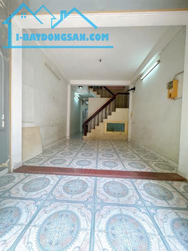 Bán nhà Trường Chinh - ngay Ba Vân - DT 60m2 - 3 tầng - giá 7.8 tỷ TL
