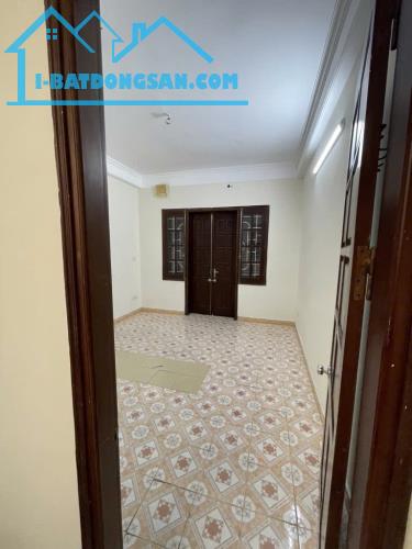 Bán nhà phố Mỹ Đình 66m2 x 5T, Ngõ sạch đẹp, Ô tô gần, KD, full Nt ở ngay 14,2 tỷ.