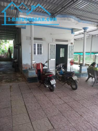 Bán Đất tặng Nhà-Phú Mỹ-Tuyên Quang(Hàm MỸ cũ)-Lâm Đồng-370m2,có 200m2TC