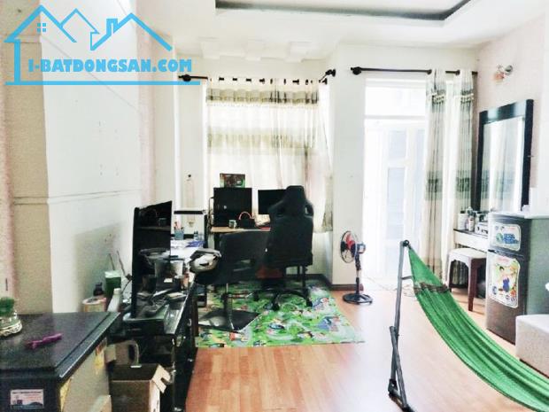 Nhà 4 tầng, Mặt Tiền Trần Văn Danh, khu Hoàng Hoa Thám, 86m2, hơn 16 tỷ TL