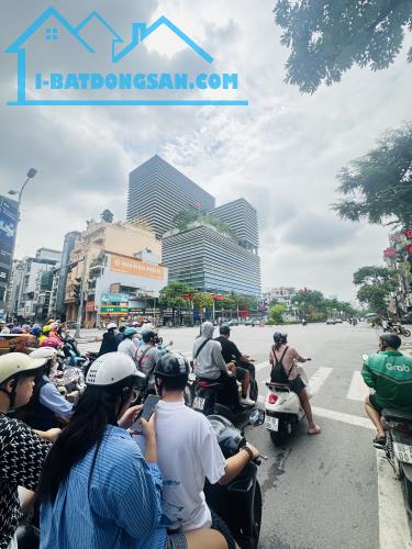 Mặt Phố Xã Đàn, Toà Nhà 7 Tầng Thang Máy, Vỉa Hè Cực Rộng, Kinh Doanh Không Giới Hạn.