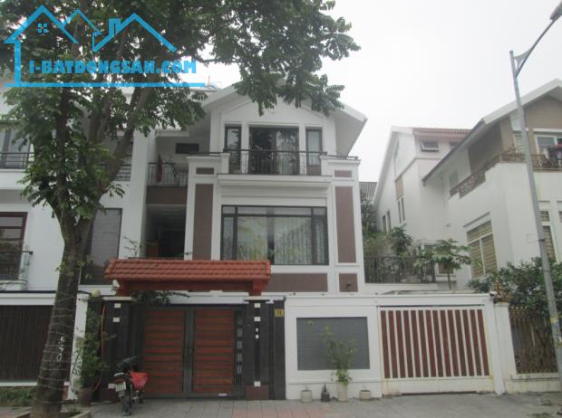 Tôi bán biệt thự KĐT Lideco view công viên gần Vinhomes wonder city 140m2 chỉ 18.x tỷ. 098