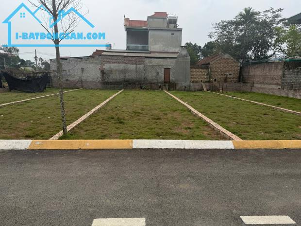 100m² full thổ cư – View hồ sinh thái Đồng Mô – Đường ô tô tránh