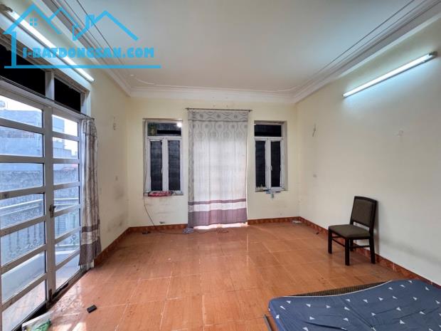 Nhà lô góc Quang Tiến 80m² x 5 tầng, full nội thất, ô tô đỗ cửa – giá 10,5 tỷ