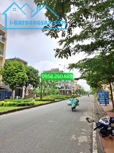 Lô đất siêu Vip hướng nam; mặt tiền rộng 5m; mặt Đỗ Mạnh Đạo; ĐT Bãi Viên cần chuyển đổi