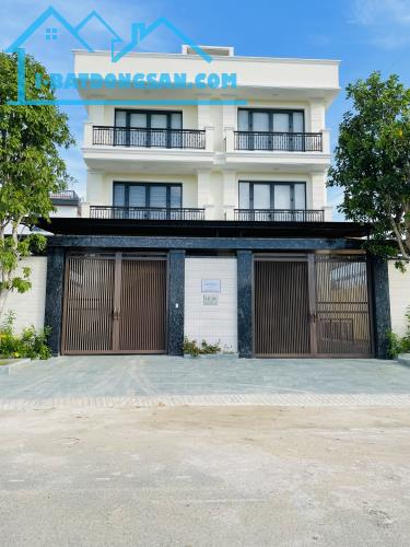 Bán 2 nền vị trí đẹp giá tốt nhất – Dự án Phú Nhuận, Quận 9
