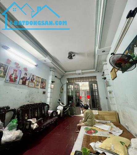Bán nhà hẻm 8m, Đồng Xoài, P13, Tân Bình, 65m2, 3 tầng, nhỉnh 9 tỷ