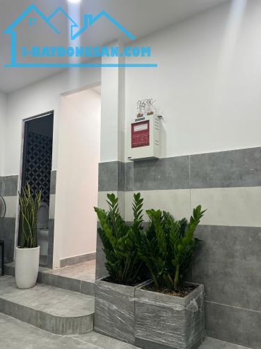 TÒA NHÀ CĂN HỘ DỊCH VỤ MỚI - 16 PHÒNG FULL NỘI THẤT CAO CẤP - RẺ HƠN THỊ TRƯỜNG 1.2 TỶ