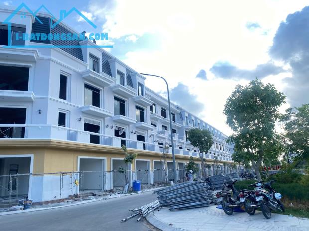 Shophouse 4 tầng ngay trung tâm Phan Rang – mặt tiền 21m