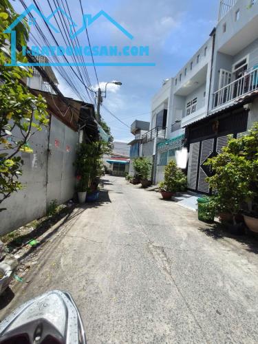 Cần bán nhà Quận 8 –4x8,5m - Vị trí đắc địa gần Hưng Phú – Giá đầu tư chỉ 3.5 Tỷ thương l