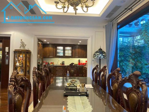 CỰC Hiếm. Biệt thự lô Góc KĐT Văn Phú view công viên 250m2 chỉ 5x tỷ. LH 0989626116