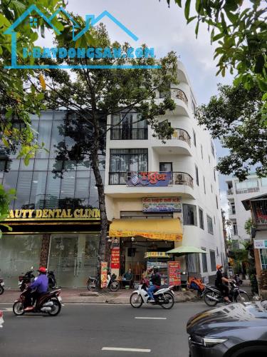 Mặt tiền khủng đường Hoàng Sa, Q3 (vieew sông): 10m x 14m, 4 tầng, giá giảm còn 30 tỷ