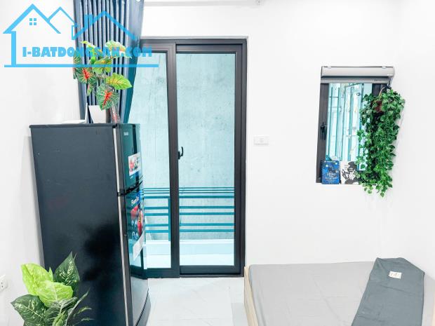 Bán toà CCMN Thanh Xuân, thang máy, pccc đầy đủ 90m2*6T, 18pkk, DT 90tr/tháng giá 20 tỷ!