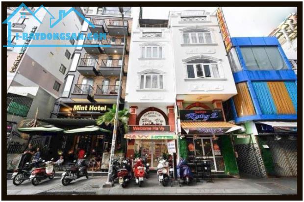 Top nhà vị trí đẹp 7.4 x 18m 1 trệt 4 lầu Đỗ Quang Đẩu Q1 TP.HCM
