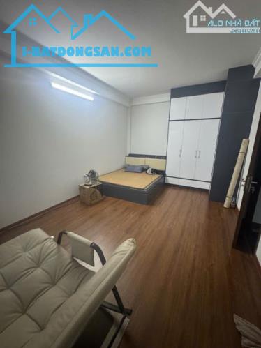 Nhà mới Tây Mỗ 34m², thiết kế 5 tầng, full đồ, chỉ 5.95 tỷ