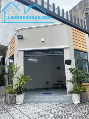 Bán nhà giáp Hồ Học Lãm 101m2 xe hơi đỗ cửa chỉ 4 tỷ hơn