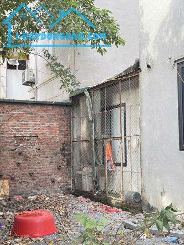 Nhà cấp 4 Đình Thôn 45m², vị trí đẹp, ngõ nông gần ô tô, giá 9.95 tỷ