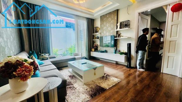 Bán gấp Biệt Thự HimLam Tân Hưng , Quận 7 Hầm, 4 lầu , 200m2 chỉ 58,8 tỷ