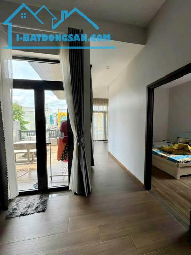 Giá gấp 8,5 tỷ. Bán biệt thự tâm huyết kdc Tân Phong,Biên Hoà. 8,3x23m. 200m2. Đường ôtô