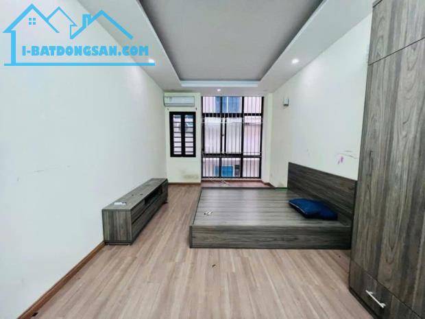 Nhà Mỹ Đình 35m², 5 tầng, full nội thất, ngõ thoáng gần ô tô, giá 7.5 tỷ