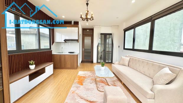 Tòa Apartment cực đẳng cấp 188m2x7T thang máy. Nội thất cao cấp, PCCC, phố Nguyễn Khang.