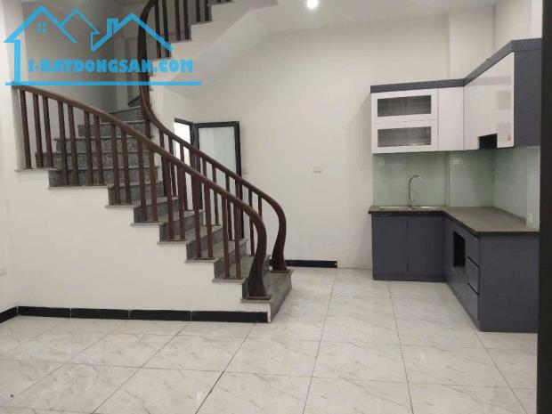 BÁN NHÀ MỚI 4 TẦNG – XÃ THANH TRÌ VỀ Ở LUÔN GIÁ 4.35 TỶ