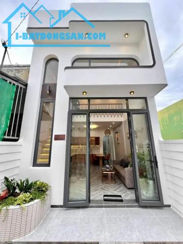 Chính chủ bán nhà đường Trịnh Quang Nghị,gần chợ Phú Lạc - SHR - 920 TR