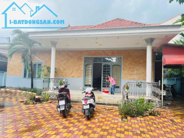Biệt Thự 500m2 Full Thổ Cư. Đường ô Tô 16Chỗ. Cách Đường Trục 9 20m
