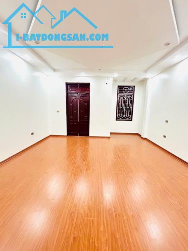 BÁN GẤP NHÀ PHẠM VĂN ĐỒNG 68M, 5 TẦNG, MT 6.6M, GẦN Ô TÔ, 50M RA VÀNH ĐAI 3, 11.5 TỶ