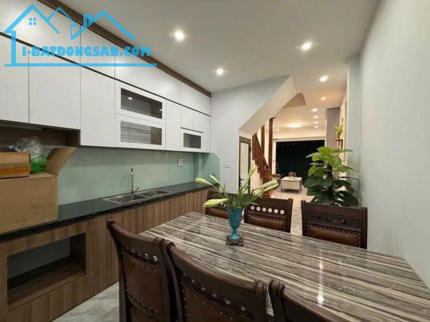 Bán nhà Xuân Tảo - giá ĐẦU TƯ - 60m2 - 4 tầng dân xây chắc chắn - 8,5 tỷ
