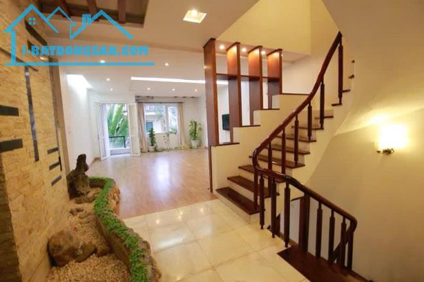 🔅 Biệt Thự Sân Vườn Phố Đặng Thai Mai, Tây Hồ, Gara Ô tô, 135m2 4T MT 6m, Chỉ 49.5 Tỷ 🔅