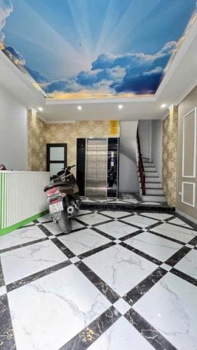 Bán Nhà Khương Đình, 45m, 7 tầng thang máy, Ngõ thông , oto , Kinh doanh 12.69 tỷ.