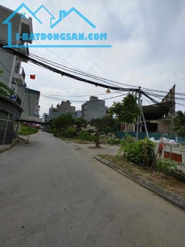 Bán 55.2m2 đất dịch vụ Lai Xá – Thăng Long 9 ở khu đô thị Hinode Royal Park(Sdt liên hệ: