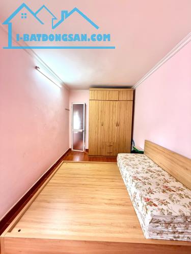 Nhà phố Trích Sài, 66m² giá chỉ 17.2 tỷ