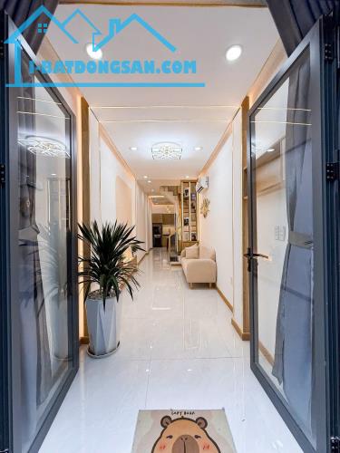 Bán nhà mới Nguyễn Thái Sơn 27m2 hẻm 2,5m – Giá 4,68 Tỷ tl.