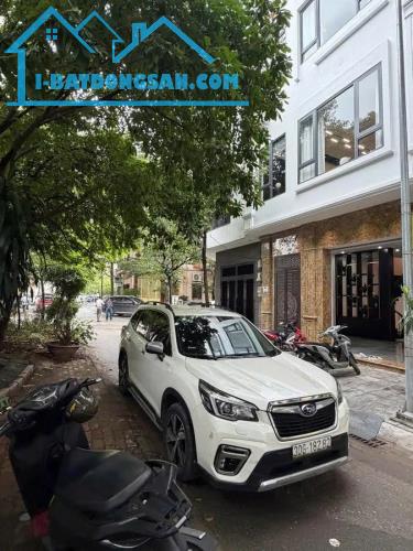 Bán nhà Xuân La vỉa hè đá bóng- Ô Tô tránh – kinh doanh – Văn Phòng 68 m 26.3 tỷ