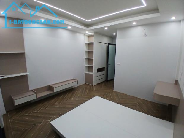 Nhà mới xây Đại Mỗ – 6 tầng, thang máy, lô góc 41,5m², giá siêu rẻ 8,6 tỷ