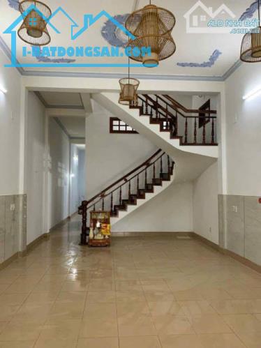 Nhà kiên cố đầu đường Ama Khê ngay Nguyễn Tất Thành kinh doanh đa nghành nghề